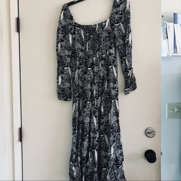 💥 SOLD ON Ⓜ️💥 Reformation Sigmund Long Sleeve Midi Dress NWT! - Picture 12 of 13